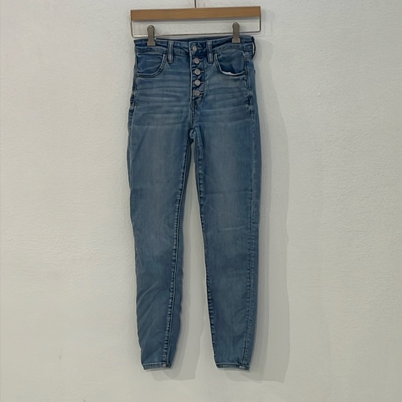 American Eagle Next Level Stretch Super Hi-Rise Jegging Size 2R - Picture 1 of 7